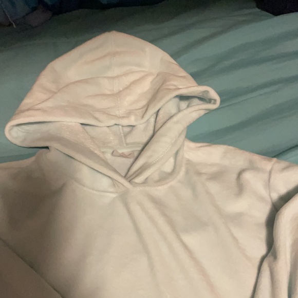 Soft plushy feeling hoodie - Picture 2 of 2